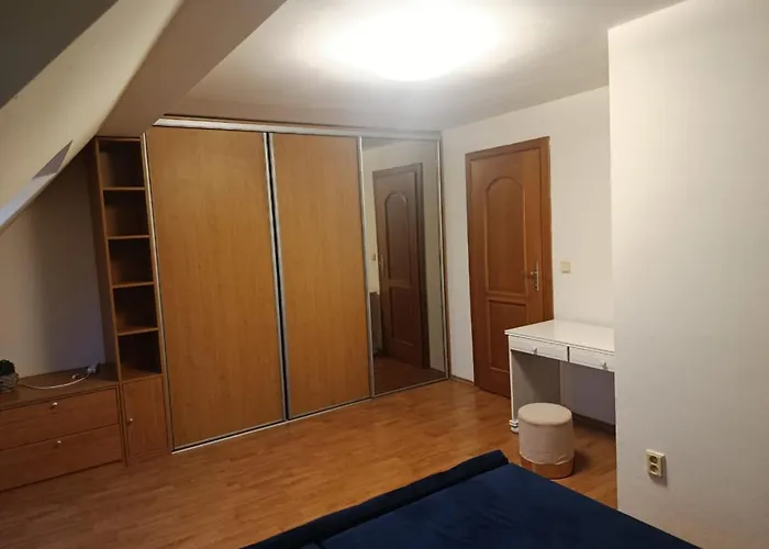 Central Apartment Μπρατισλάβα